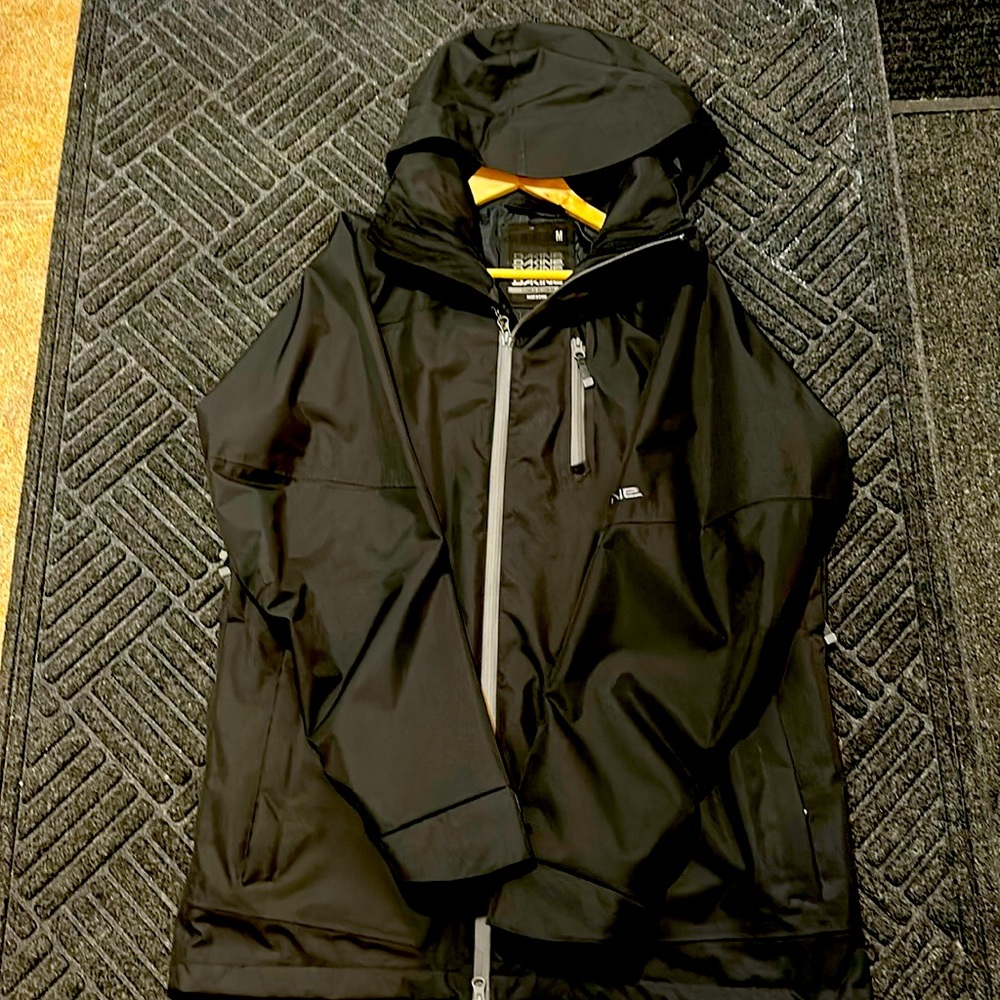 Dakine ski/snowboard shell black